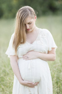 Roanoke VA Maternity Photographer | Whimsee Art Photography | www.whimseeart.com
