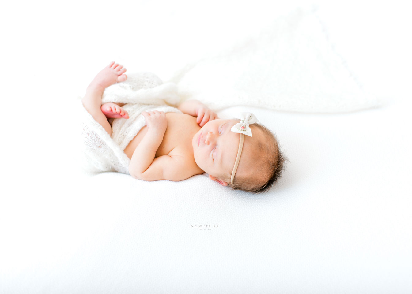Olivia's Bright and Simple Newborn Portraits | Light and Airy Newborn Photography | Whimsee Art Photography